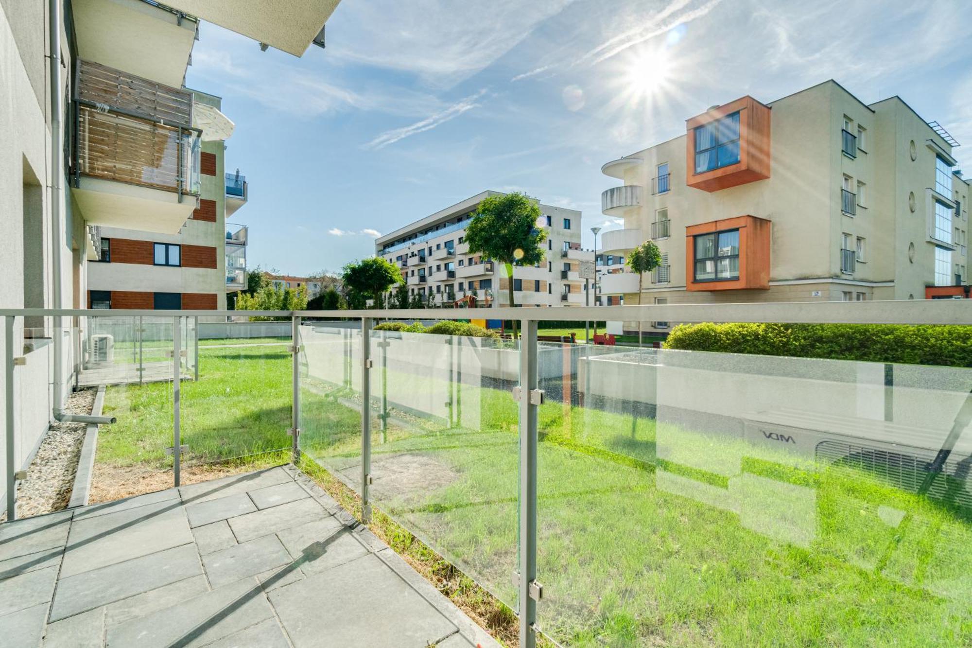 Modern Suites Koszyka 45 Opole Exteriör bild
